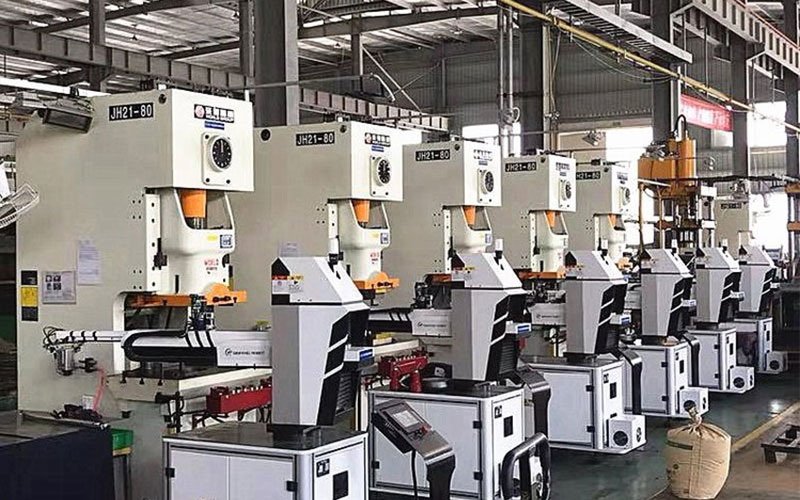 沖壓連線機(jī)器人的優(yōu)勢有哪些？